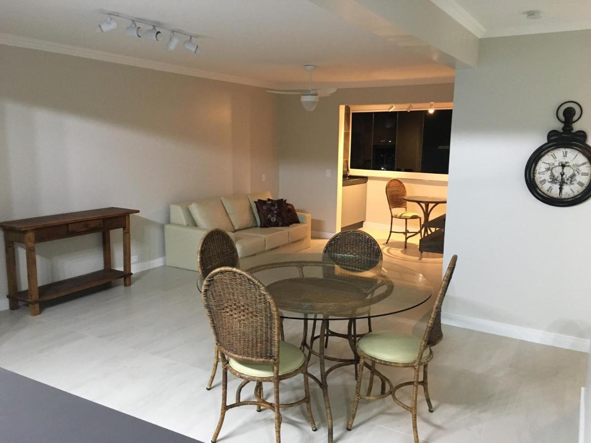 Apartamento Mariscal บอมบินญัส ภายนอก รูปภาพ